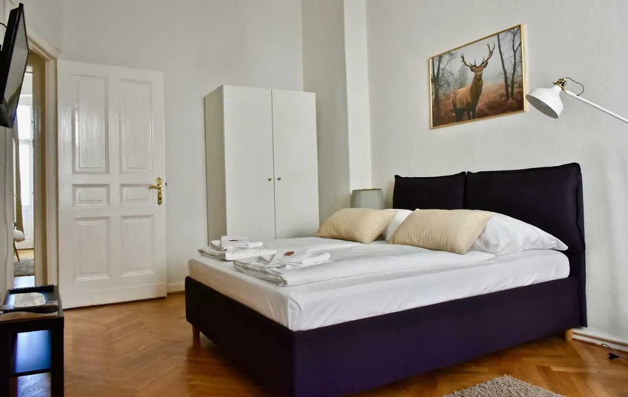 Apartments Im Thueringer Hof Berlin