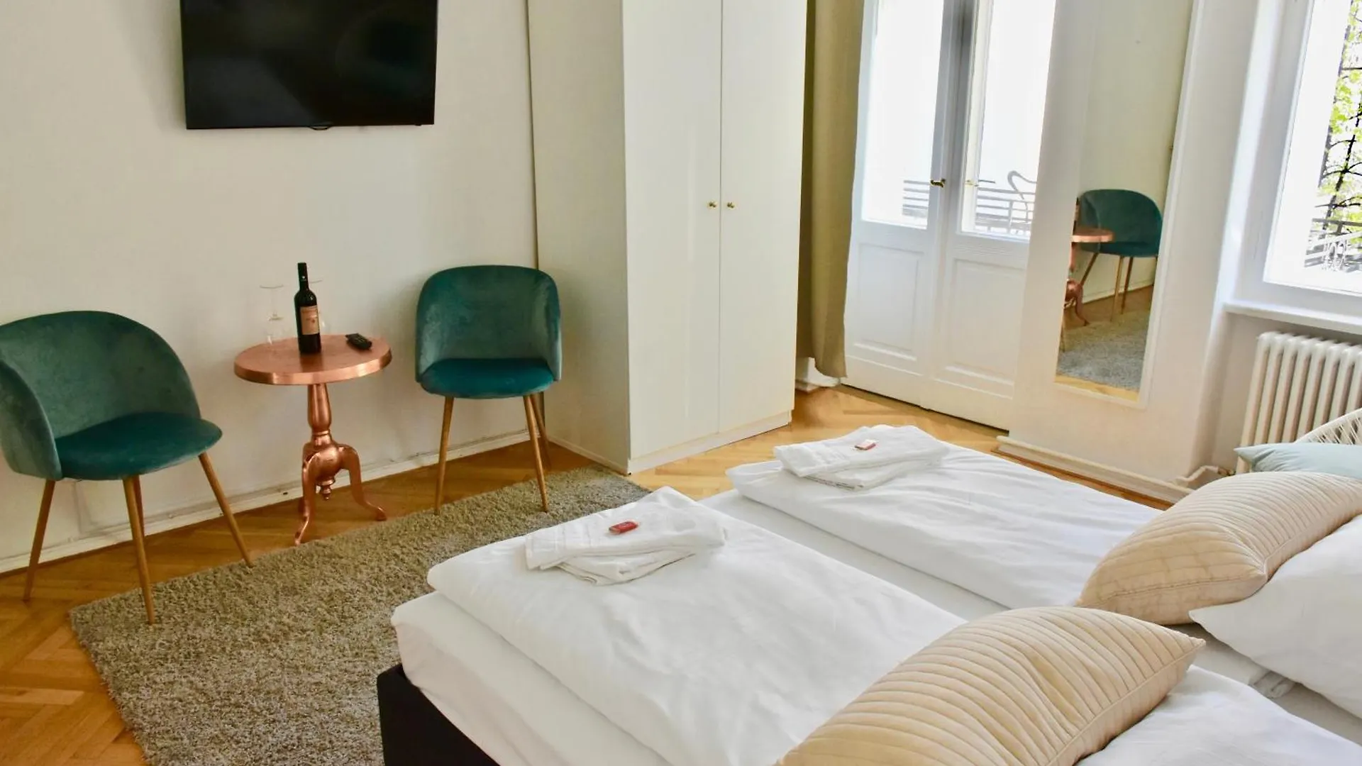 Apartments Im Thueringer Hof Berlin