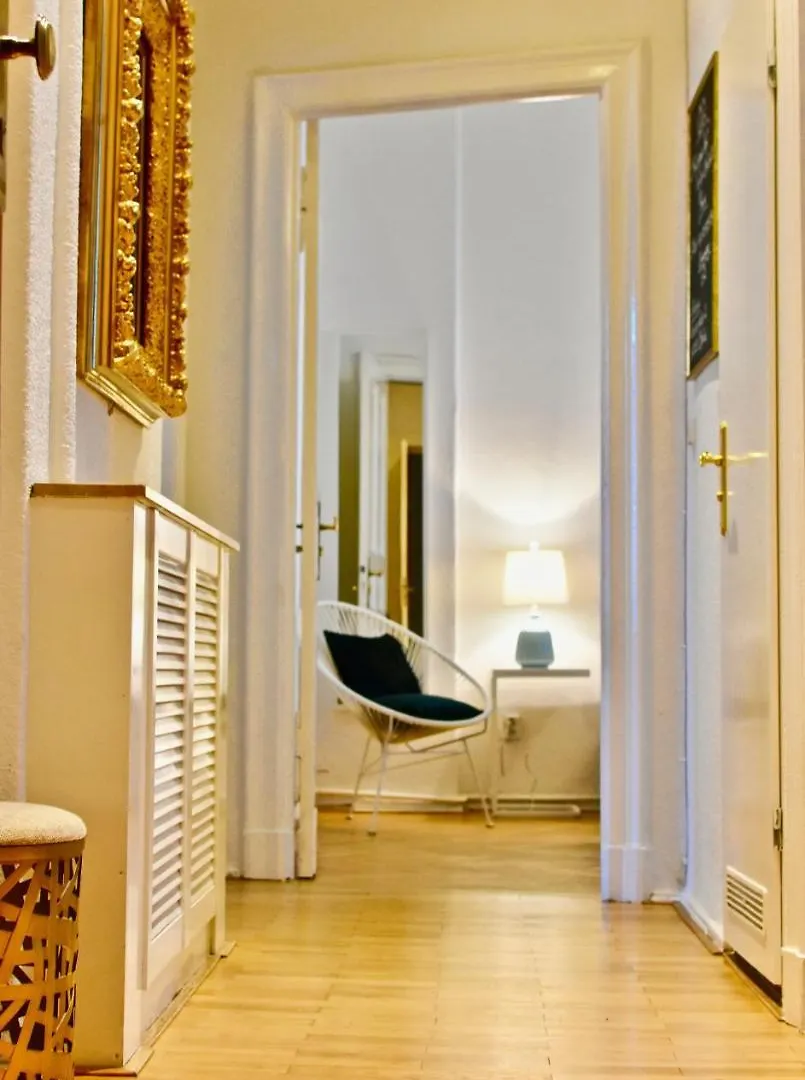 Apartments Im Thueringer Hof Berlin Germany