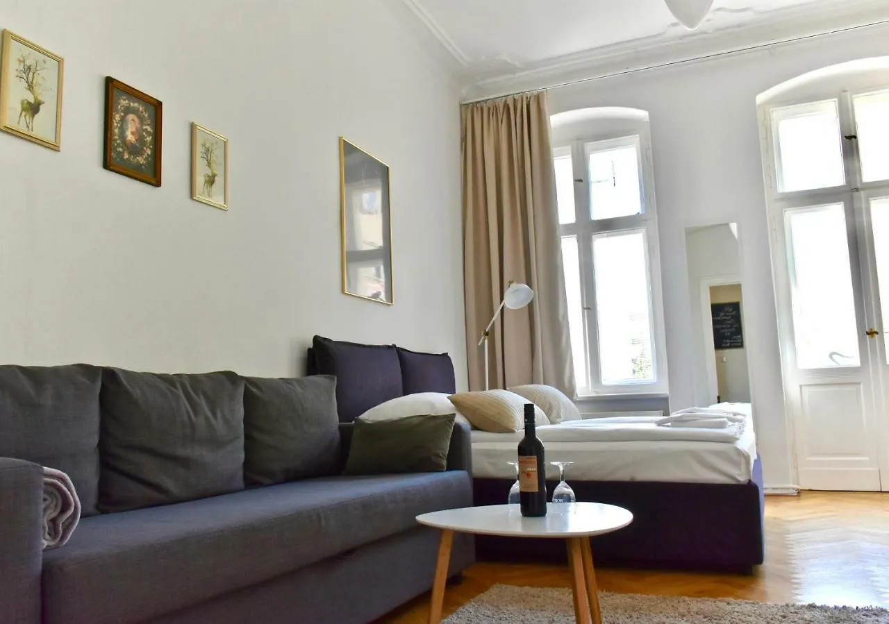Apartments Im Thueringer Hof Berlin